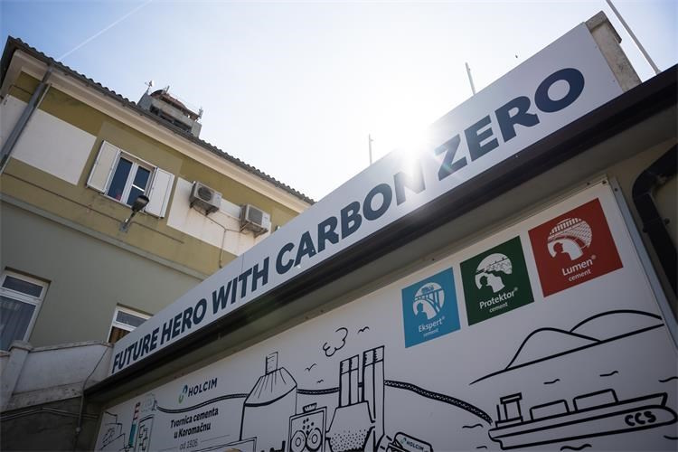 Oleg Butković predstavlja projekt "KOdeCO net zero" vrijedan 237 milijuna eura za dekarbonizaciju industrije u Istri | Karlobag.eu
