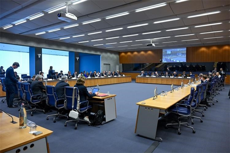 Ministarstvo financija na sastanku Euroskupine raspravljalo o ekonomskim trendovima i digitalnom euru uoči proljetnih sastanaka u Washingtonu | Karlobag.eu
