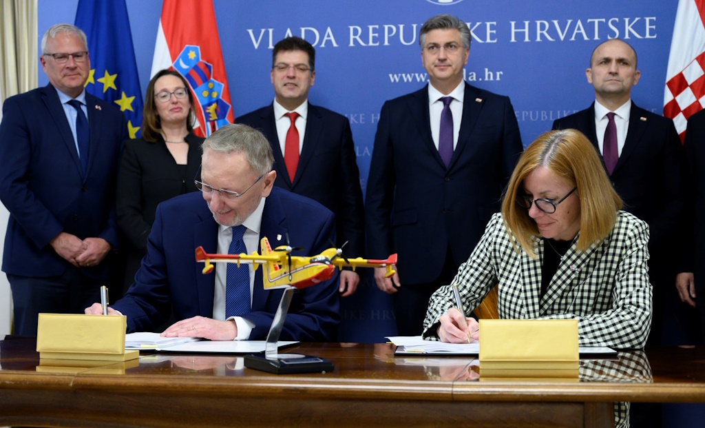 Nabava novih vatrogasnih zrakoplova i helikoptera jača sposobnost Hrvatske za borbu protiv požara i elementarnih nepogoda | Karlobag.eu