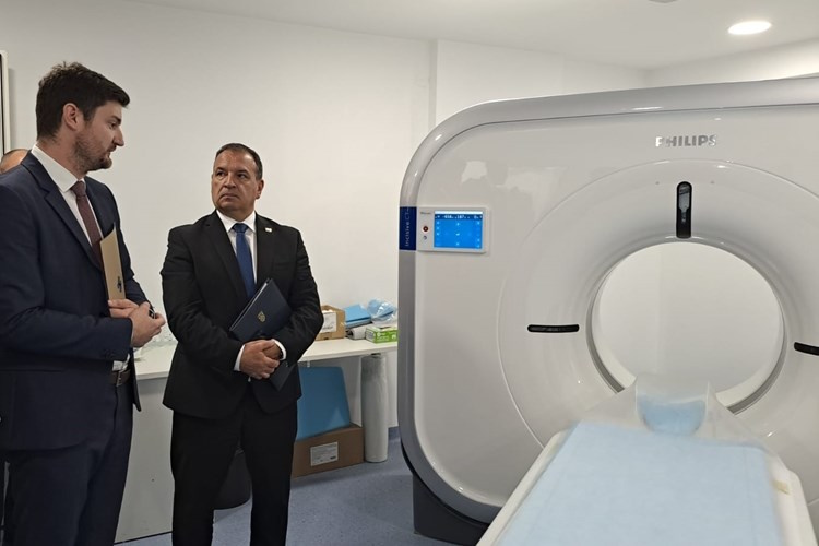 Opća bolnica Šibensko-kninske županije primila je novi 128 slojni low dose CT uređaj vrijedan preko 640.000 eura za poboljšanje dijagnostičkih postupaka | Karlobag.eu