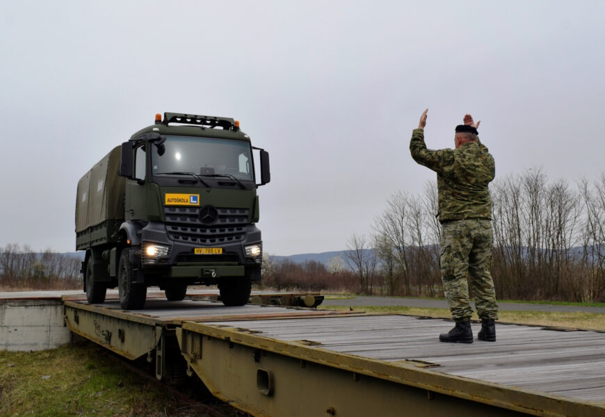 Specijalistička obuka vojnika u centru za obuku i doktrinu logistike završena uspješno, priprema za dužnosti u vojno-stručnim specijalnostima | Karlobag.eu