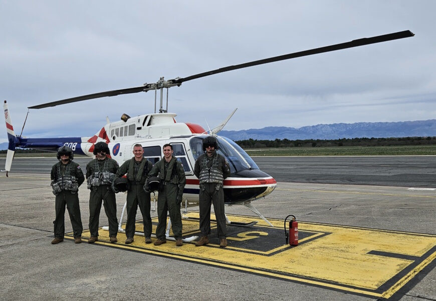 Učenici 29. naraštaja HRZ-a završili prvi stupanj obuke na helikopterima Bell-206B Jet Ranger III | Karlobag.eu