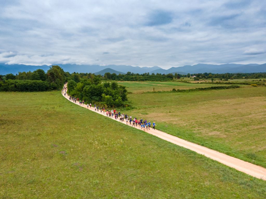 Record-breaking Croatian Walking Festival: More than 1800 walkers in Lika followed the paths of Tesla and Starčević