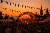 Le festival Baš Naš revient sur le plateau Gradec avec une nostalgie musicale, street food et la plus belle vue de Zagreb