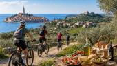 Weekend Bike & Gourmet Tour in May connects Rovinj, Bale, Svetvinčenat and Kanfanar on two cycling routes