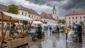 Foire économique de Varaždin 2026 reportée à cause de la pluie, nouvelle date place Kapucinski les 23 et 24 mai