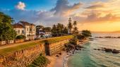 Galle in Sri Lanka verbindet koloniale Mauern, UNESCO-Erbe, den Ozean und den tropischen Rhythmus einer alten Hafenstadt