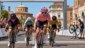 Elisa Balsamo prend le maillot rose après la disqualification de Lorena Wiebes au Giro d’Italia Women