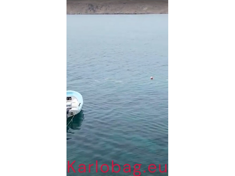 VIDEO: Alarmantni prizori u Karlobagu: fekalije iz kanalizacije u moru!