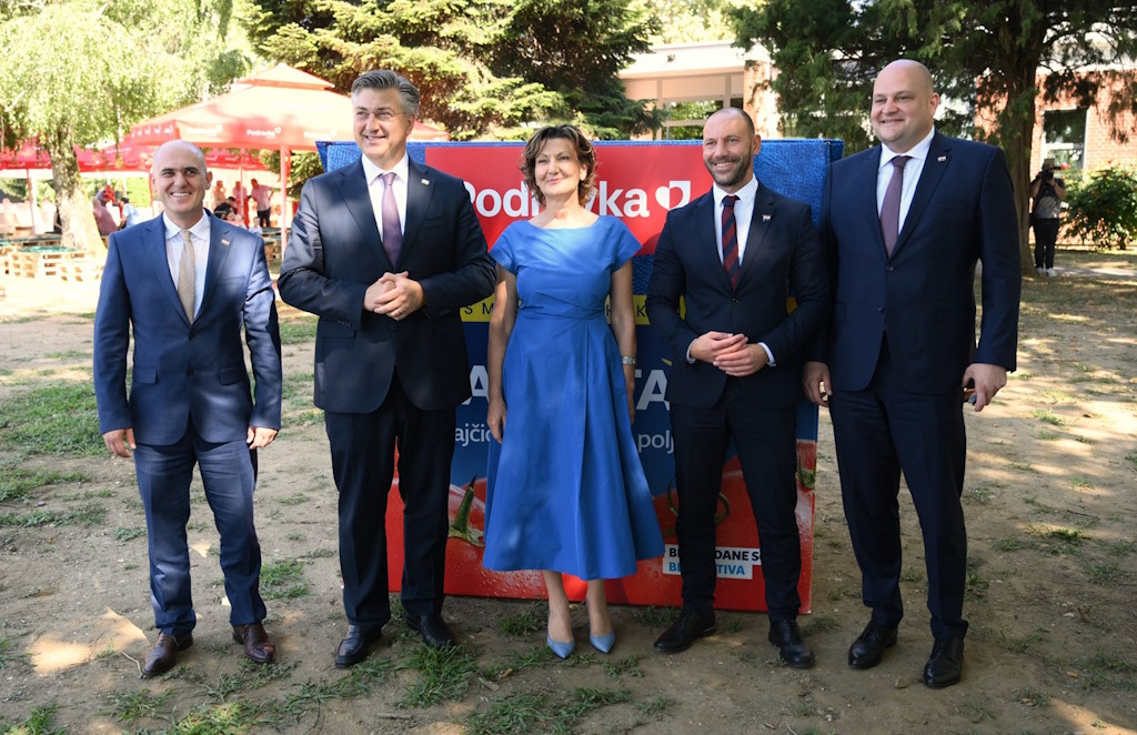 Prezydent Plenković otworzył nowy zakład przetwórstwa pomidorów Podravki w Varaždinie i zapowiedział duże inwestycje