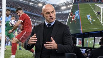 Howard Webb réclame une réforme de la règle de la main après l'erreur VAR dans le derby de Manchester