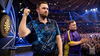 Luke Humphries verteidigt US Darts Masters Titel nach Finaldrama gegen Luke Littler in New York