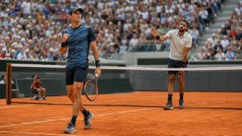 Arnaldi alcanza la semifinal de Roland-Garros tras el retiro de Berrettini en duelo italiano