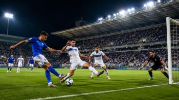 L’Italie bat la Grèce 1-0 à Héraklion, Esposito décide un match serré sur la Crète