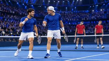 Laver Cup à Londres: l'Europe démarre à 3-1, Alcaraz et Mensik concluent la journée par un succès en double
