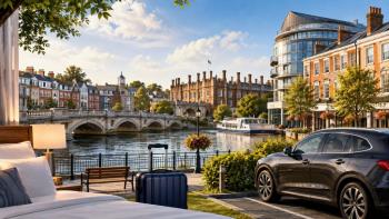 Kingston upon Thames 2026: hotele, apartamenty, parking, transport i praktyczn…