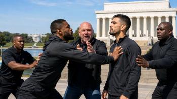 Topuria odgurnuo Gaethjeja ispred Lincoln Memoriala uoči borbe za pojas na UFC Freedom 250