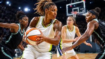 Jessica Shepard führt Dallas Wings mit Triple-Double zum 88:77-Auswärtssieg gegen New York Liberty in der WNBA