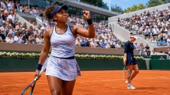 Hailey Baptiste schlägt Barbora Krejčíková bei Roland-Garros nach Wende und abgewehrten Matchbällen in Paris