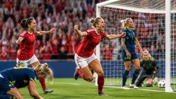 Victoire du Danemark face à la Suède pour la tête du groupe A1 des qualifications UEFA 2027 après le 2-1