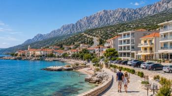 Karlobag 2026 : guide des hébergements, hôtels, appartements, parking, prix et excursions dans le Velebit