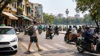 Hanoi on two wheels: how to plan traffic, accommodation and safe street crossings in Vietnam