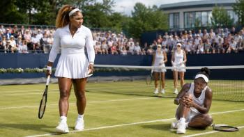 Le retour de Serena Williams au Queen’s Club compromis par la blessure de Victoria Mboko avant le quart de double
