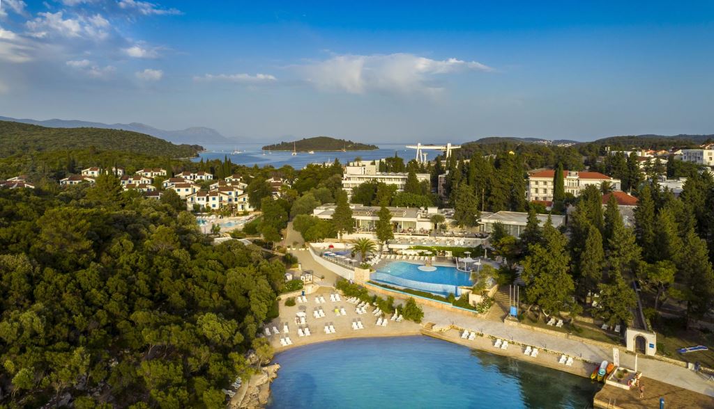 HTP Korčula et HTP Orebić fusionnent avec Aminess : intégration du portefeuille de la Dalmatie du Sud et effets sur les actionnaires