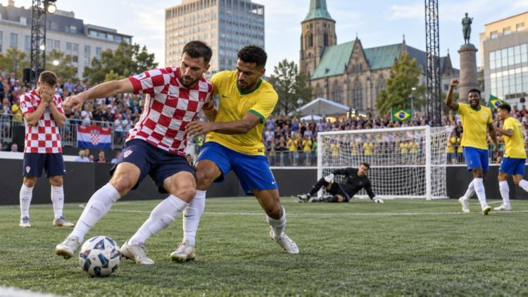 ilustracja AI: Chorwacja bez finału Socca World Cup po porażce 0:2 z Brazylią, teraz mecz o brązowy medal z Polską w Essen