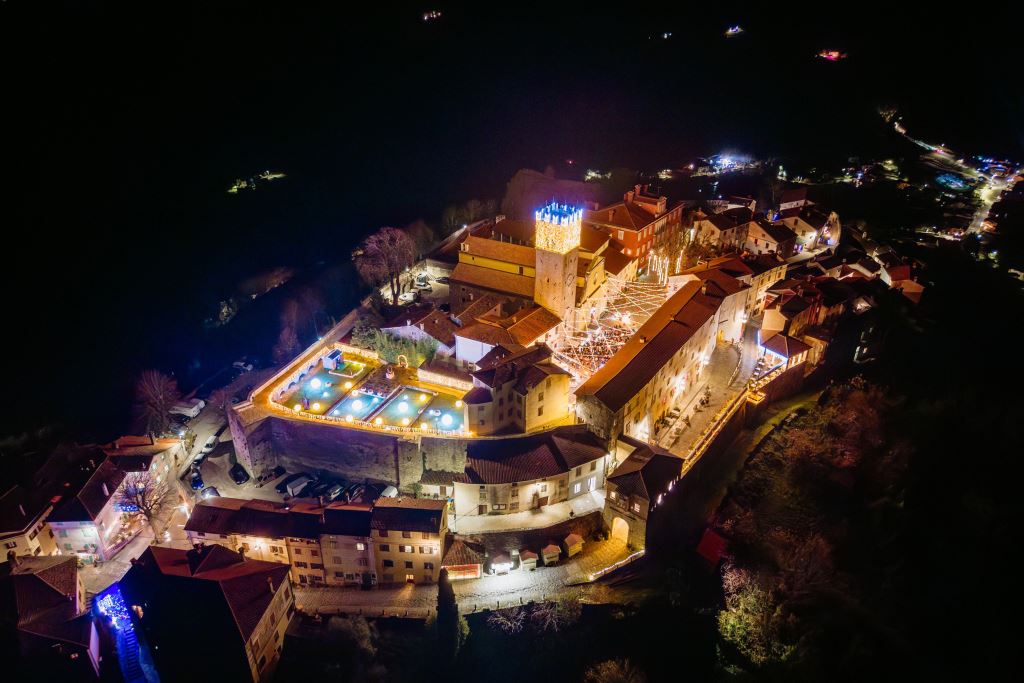 Magia en la colina en Motovun: segundo fin de semana de Adviento para niños, familias y amantes de conciertos inolvidables