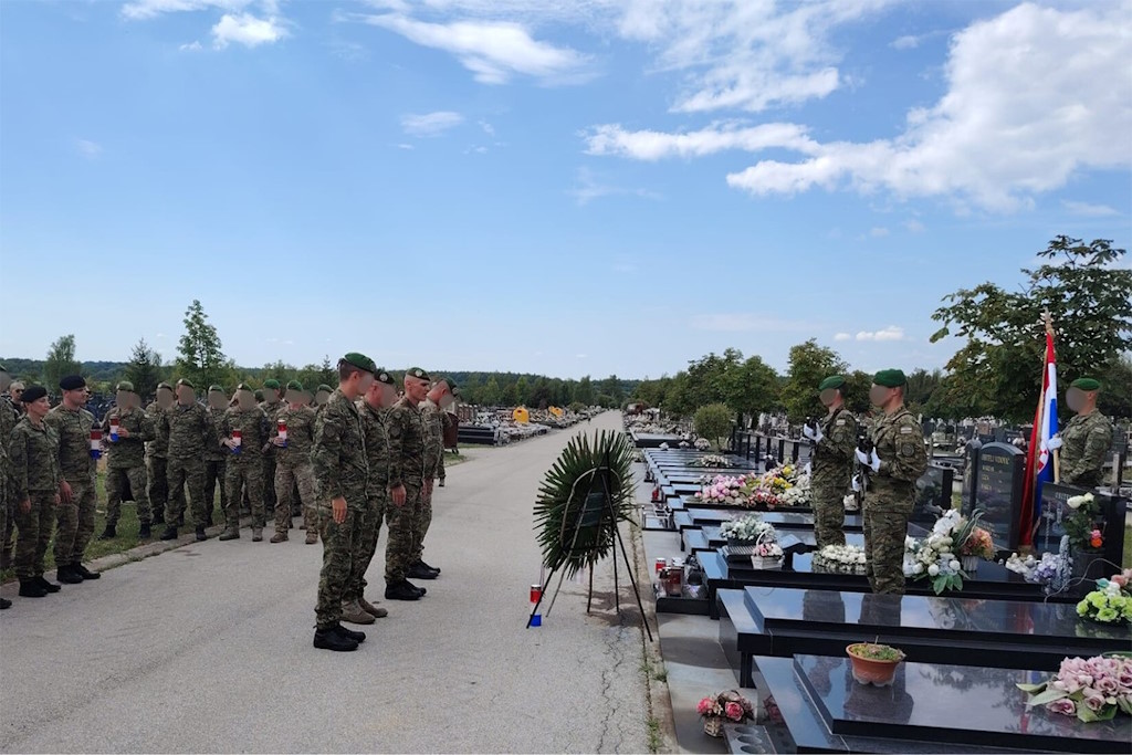 Obchody piątej rocznicy śmierci kaprala Josipa Briškiego: hołd dla bohaterskiego żołnierza Dowództwa Wojsk Specjalnych