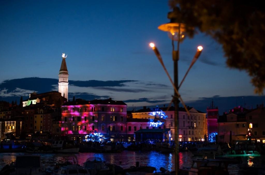 Night of St. Lawrence in Rovinj 2025: Detailed program of concerts with Vanna and observation of shooting stars