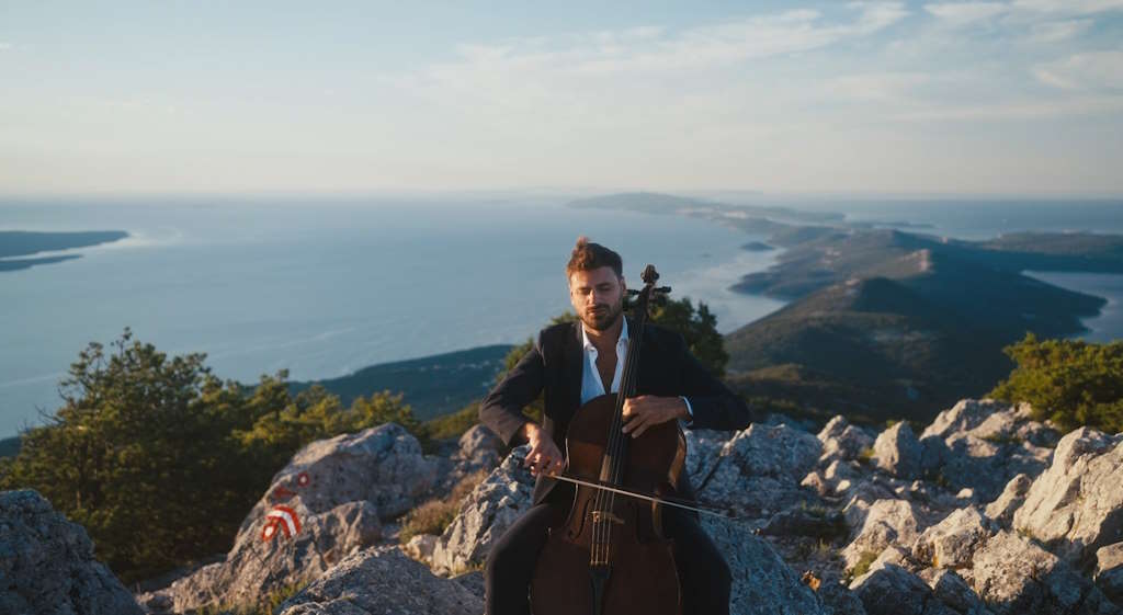 Stjepan Hauser premiered the video "Secret Garden" shot on Lošinj during the Sarajevo Film Festival 2024, highlighting the natural and cultural beauties of the island