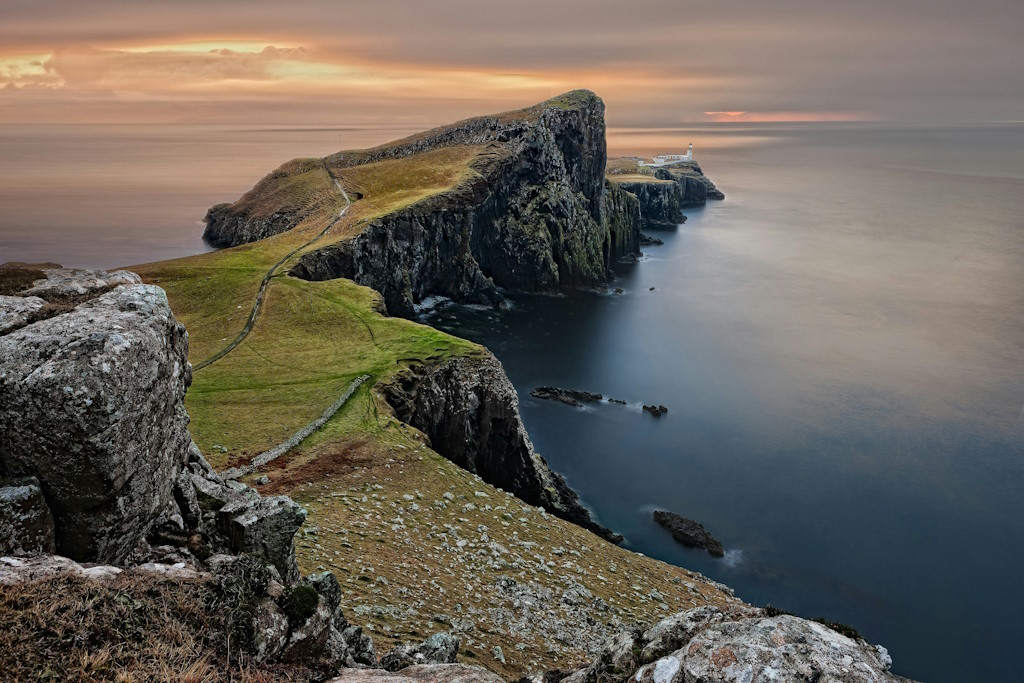 Otkrijte Škotsku: Od Povijesnih Čari do Ekoturizma | Karlobag.eu