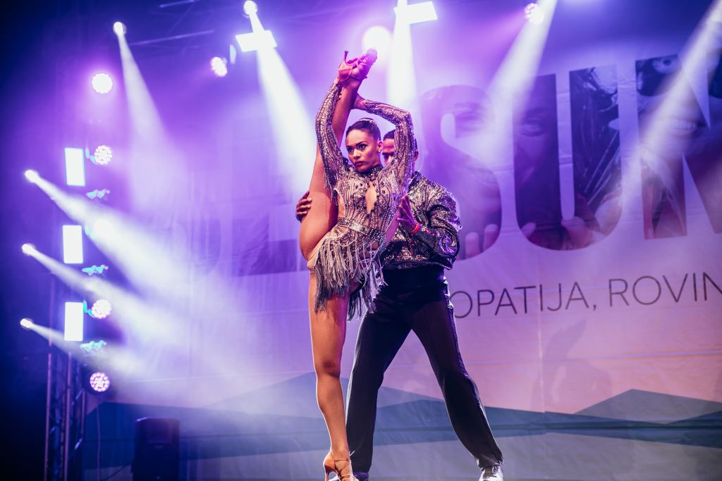 Stolica tańca Rovinj: Chorwacki Letni Festiwal Salsy sprowadza 5000 tancerzy z 85 krajów