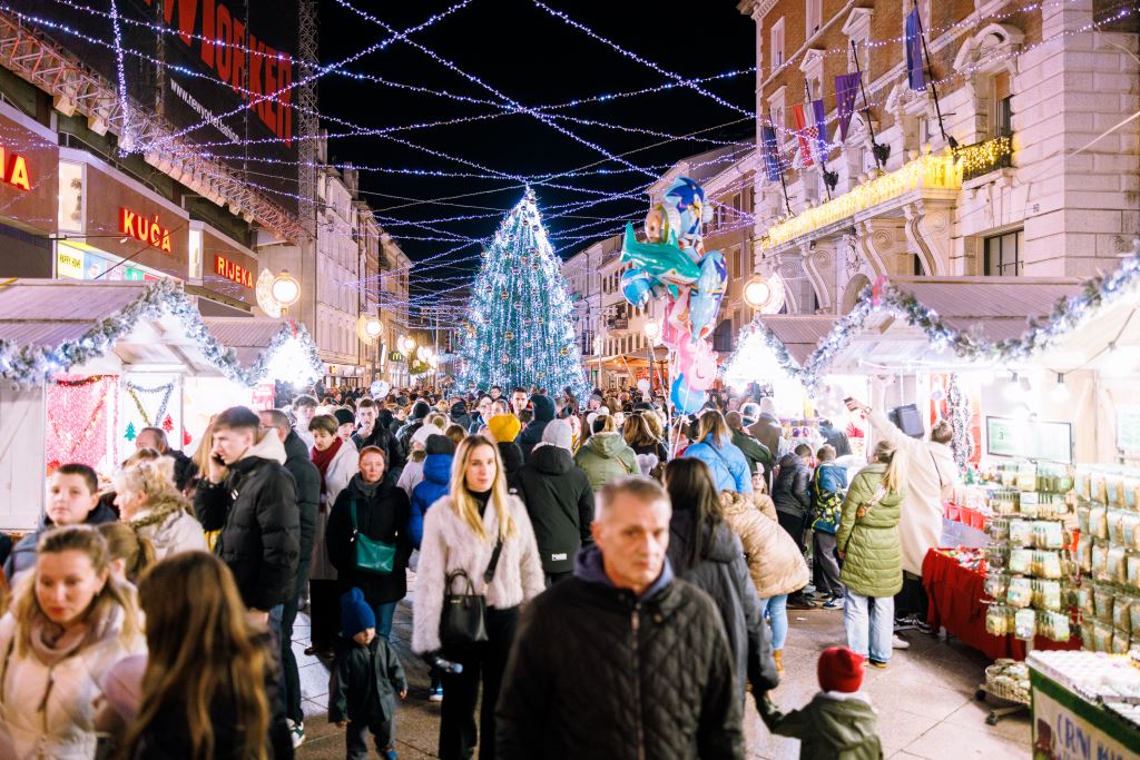 Rijeka Advent 19–21 grudnia: Rezolucja zabawy, Riva doświadczeń, lodowisko i Fritulijada na Zamku Trsat