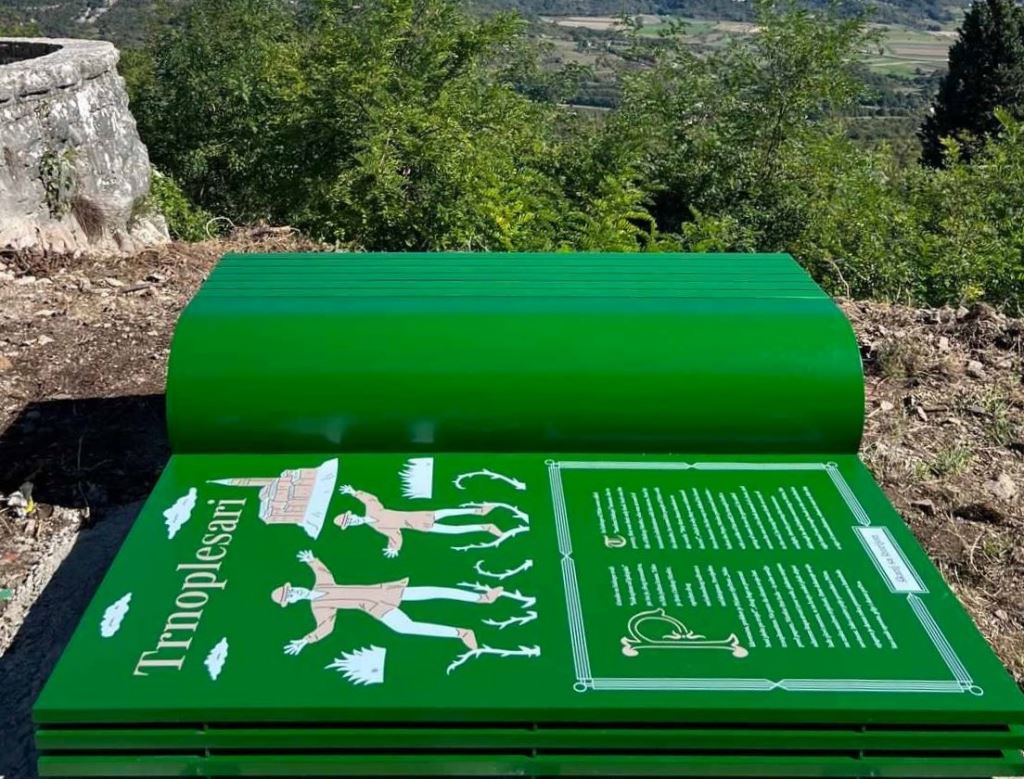 Škanj sa štorijon in Pićan revives the legend of Saint Nicephorus and the dancers and connects the Istrian heritage