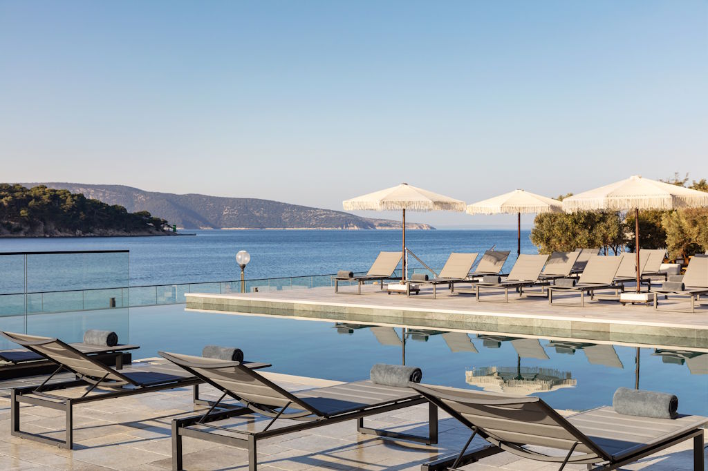 Nuevo hotel The Isolano on Cres: Autograph Collection by Marriott ofrece un 50% de descuento por lluvia en mayo y cena Michelin