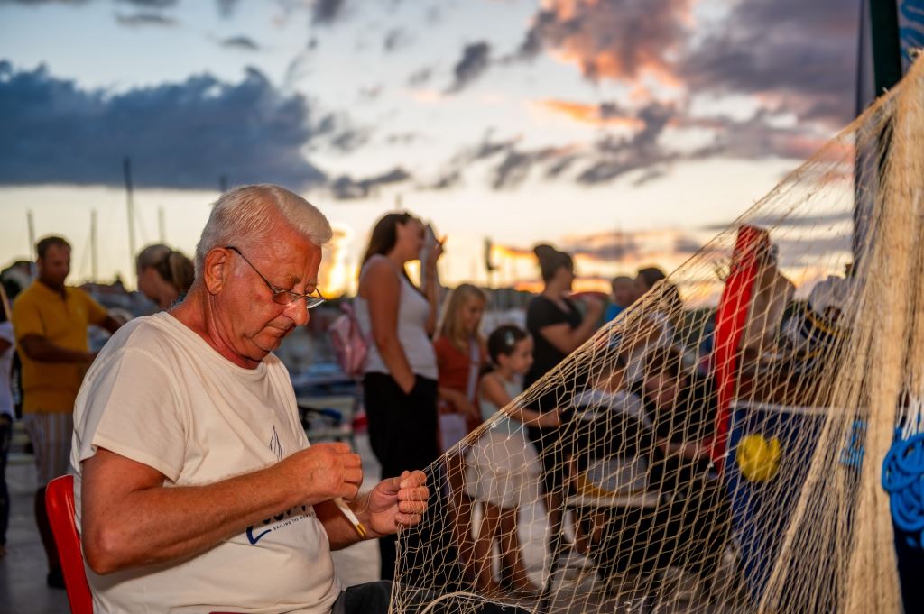 Festival LOSINAVA 2025 revives the golden age of Lošinj with regattas, Venetian gondolas and a concert by Tomislav Bralić