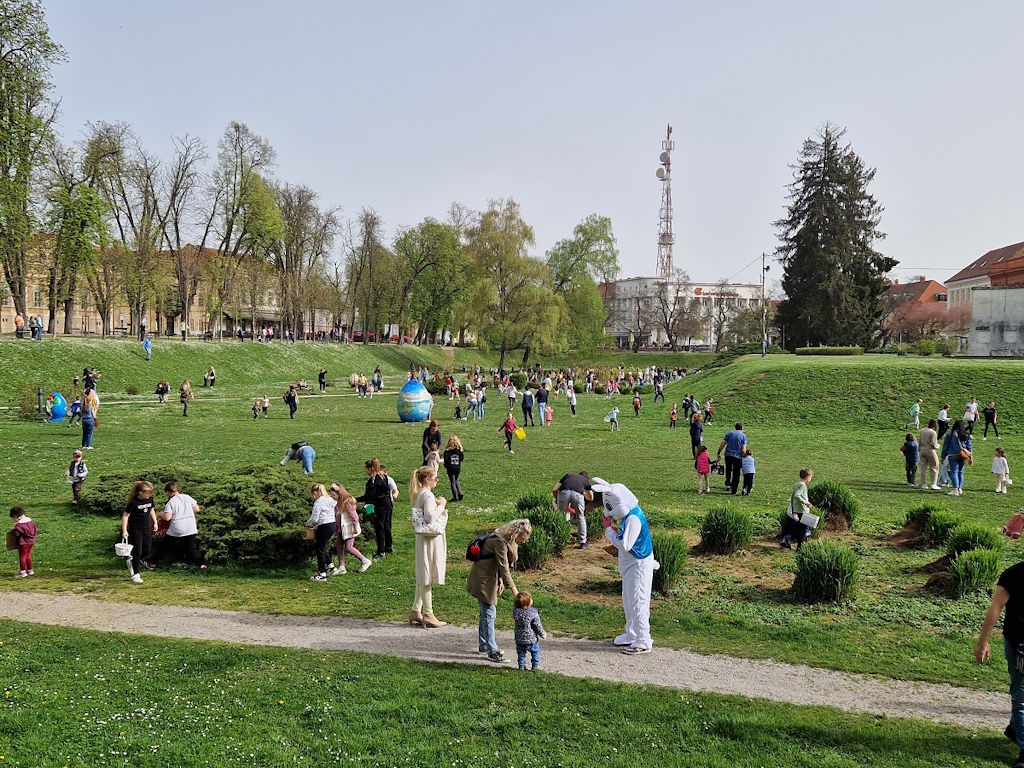 Search for Easter eggs in Karlovac: Easter family adventure in Šanac and Zeleni Ring