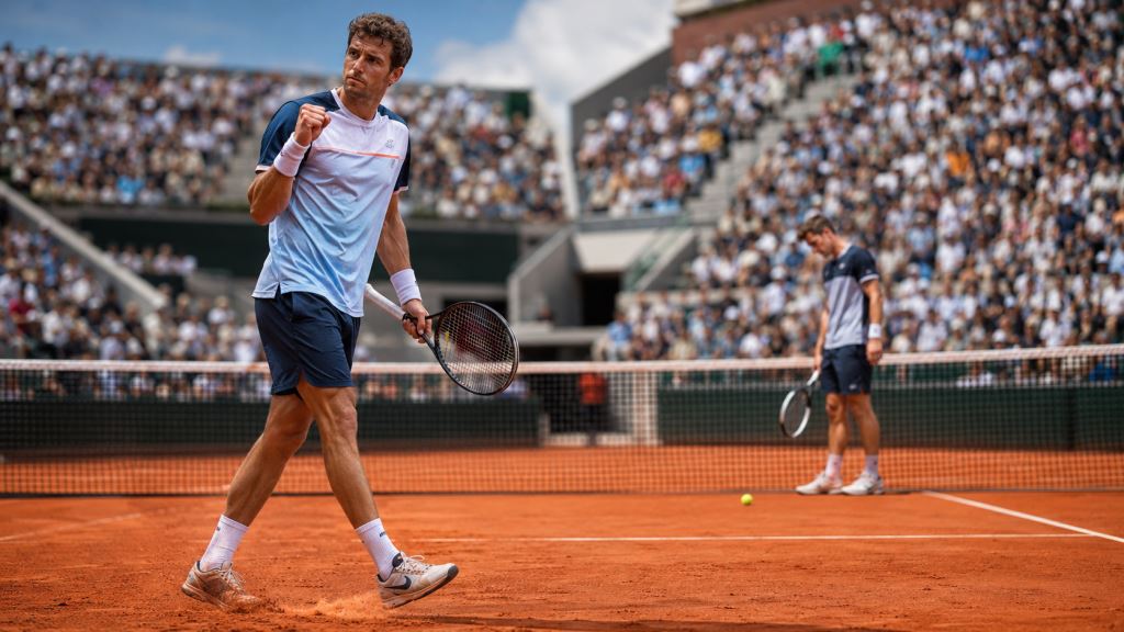Carreño Busta élimine Lehečka, tête de série numéro 12, au premier tour de Roland-Garros 2026