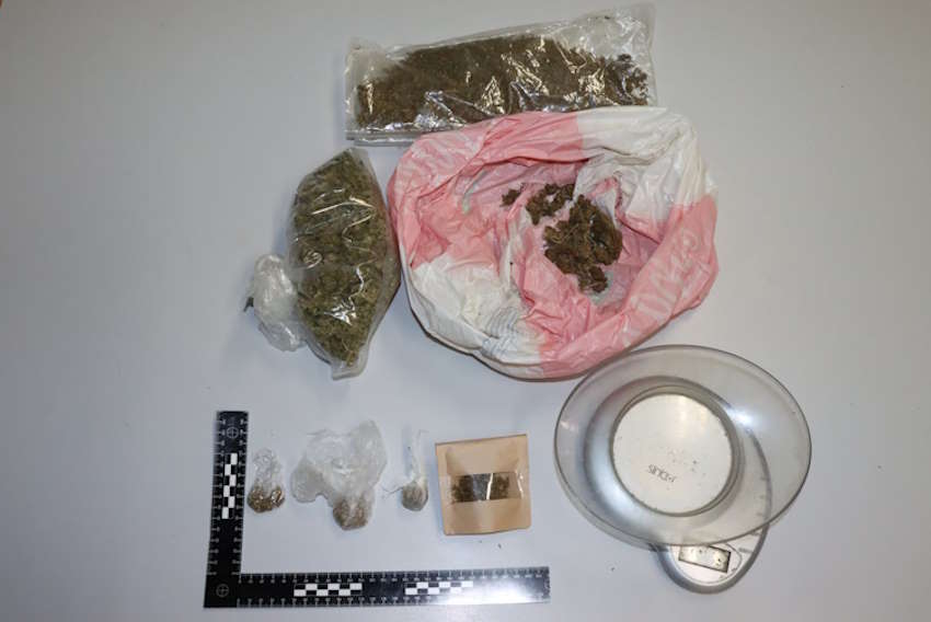 Zagreb police complete research on large seizure of marijuana: suspects resell drugs from two apartments and a car