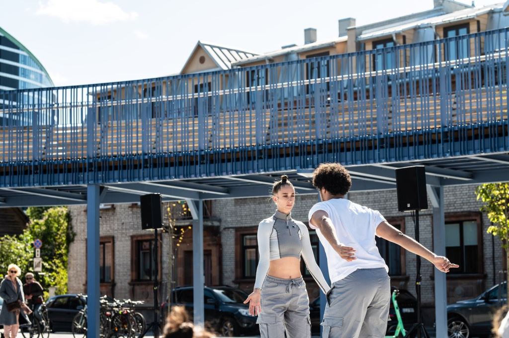 Ateliers de danse en Istrie : le Centre de danse méditerranéen de Svetvinčenat propose un programme avec des artistes du monde entier