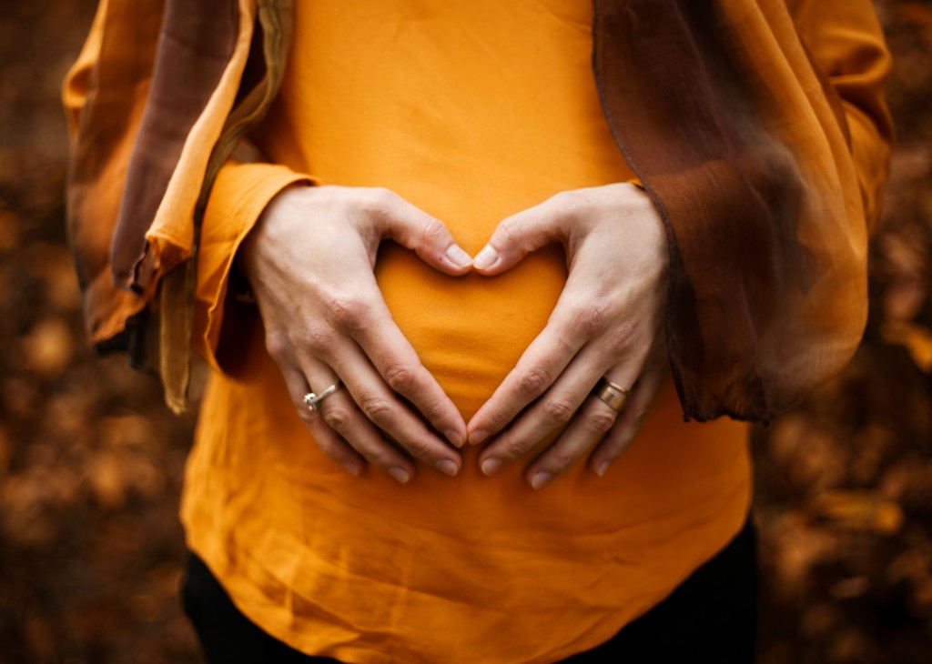 Klimatske promjene i Reproduktivno Zdravlje: Utjecaj na Novorođenčad | Karlobag.eu